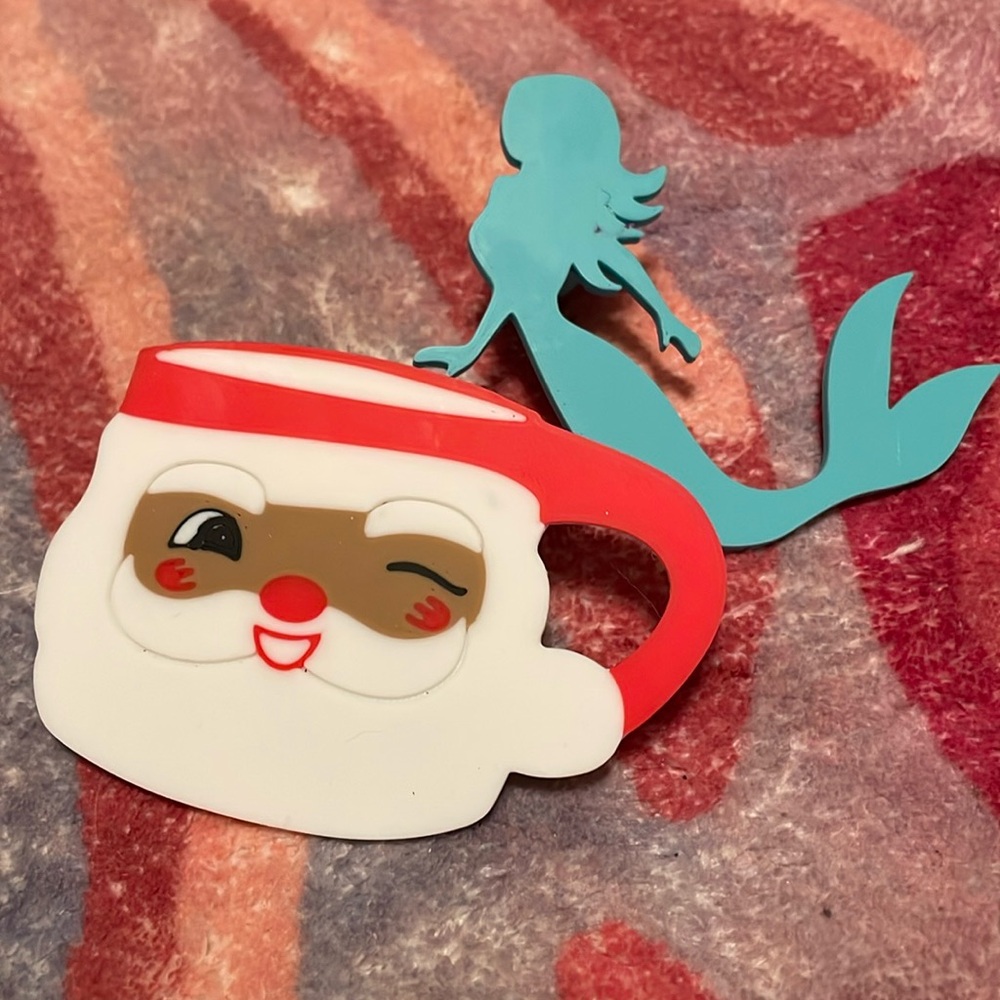 NWOT Bogg Charms Bundle of 2